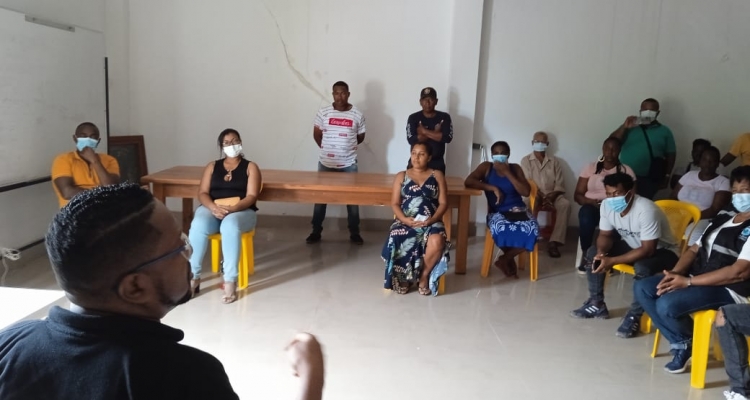 SE MANTUVO UNA REUNION CON REPRESENTANTES DEL GOBIERNIO PROVINCIAL